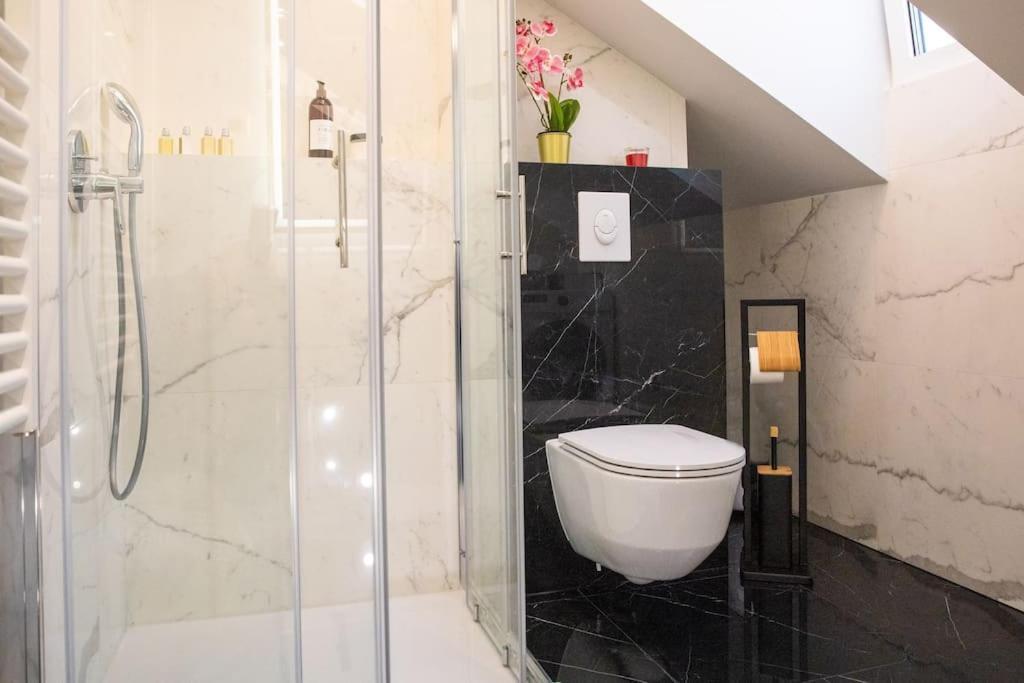 Golden Fantasy Apartamento